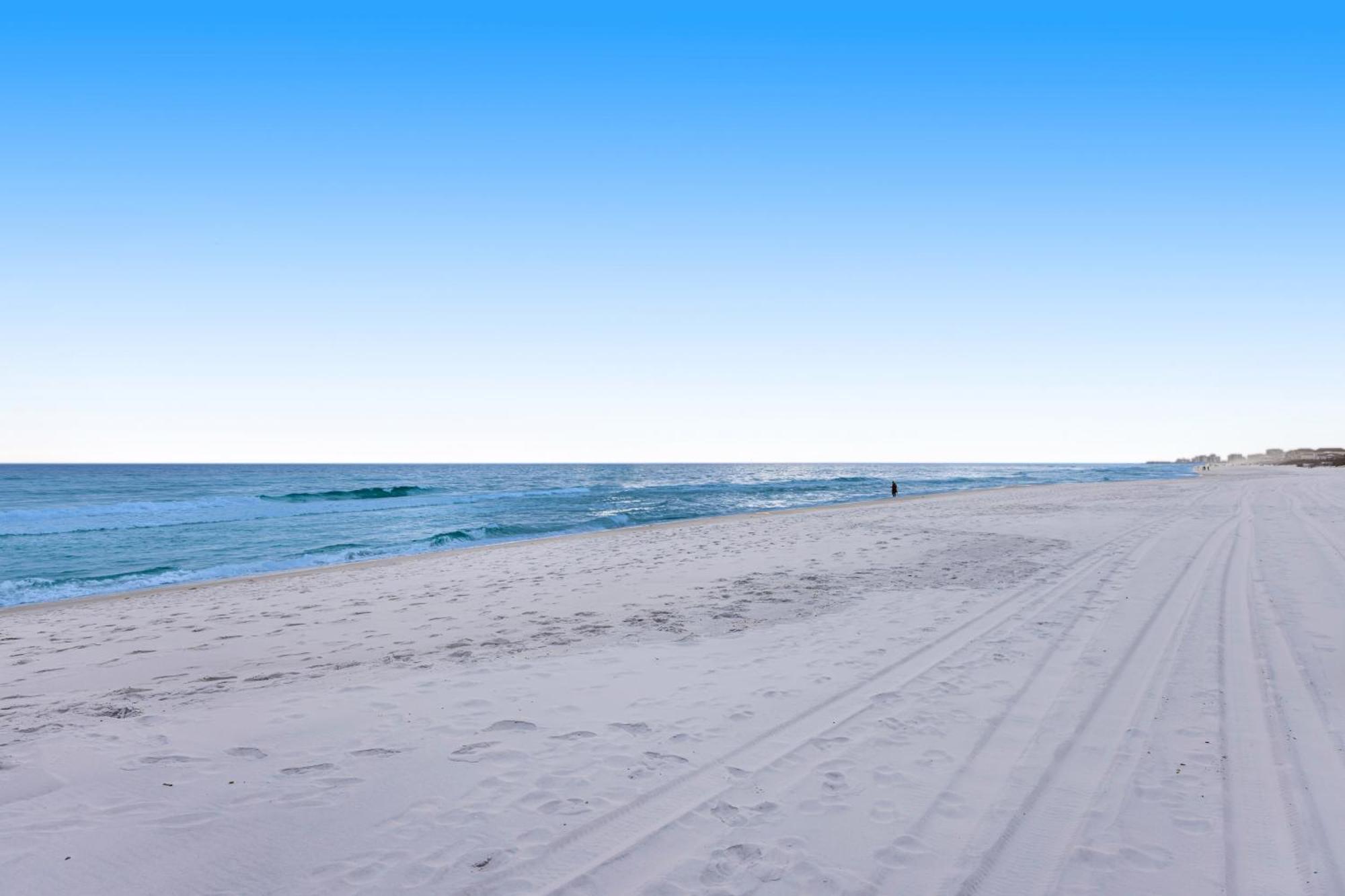 Dolphin Run At Reef Townhomes